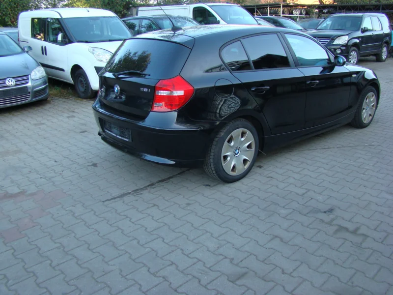 BMW 116i E87 122 KM (benzyna, klimatyzacja aut. ) - 2009 r.