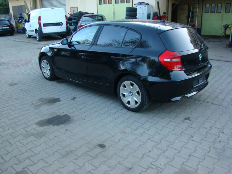 BMW 116i E87 122 KM (benzyna, klimatyzacja aut. ) - 2009 r.