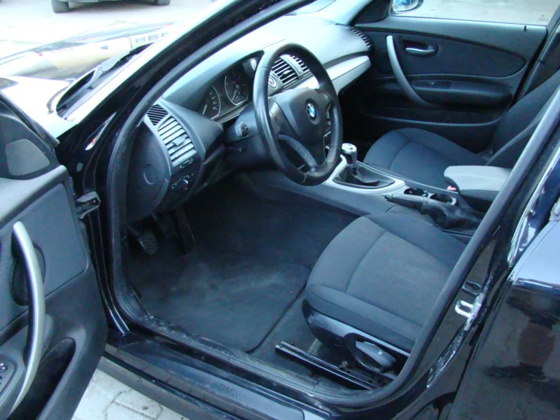 BMW 116i E87 122 KM (benzyna, klimatyzacja aut. ) - 2009 r.