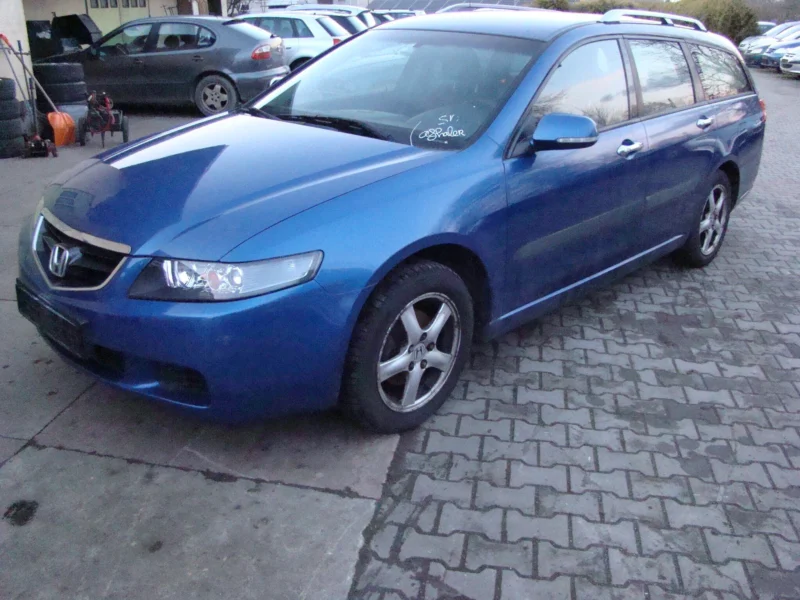 Honda Accord VII 2.0 i-VTEC 155 KM (benzyna, klimatyzacja)- 2003