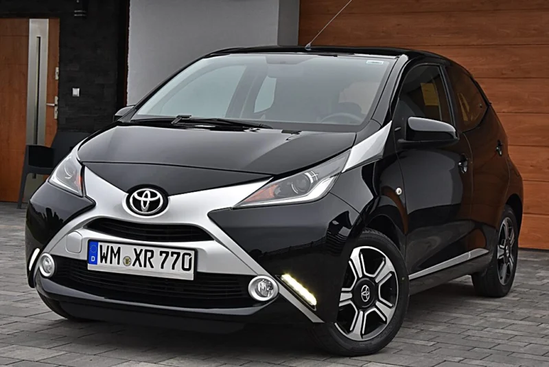 Lift 1.0 vvt-i 69KM x-clusiv kamera climatronik serwis z Niemiec