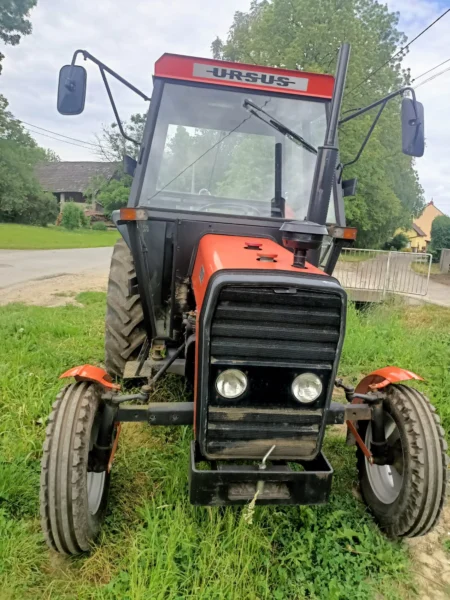 Ciągnik URSUS 2812
