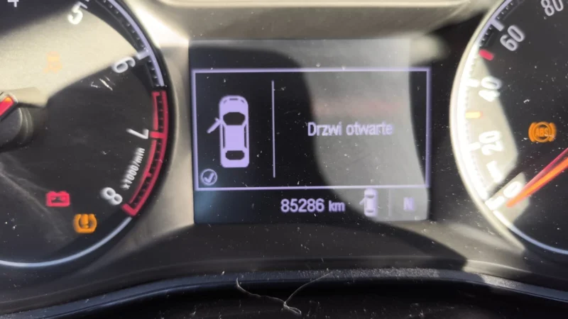 Opel Corsa E 1.4 90KM 2015r Automat Klima z Niemiec Rej PL BDB Sanok