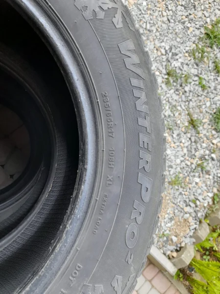 Opony zimowe 235/65 R17