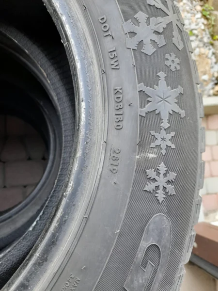 Opony zimowe 235/65 R17