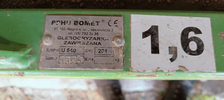 Glebogryzarka Bomet U540