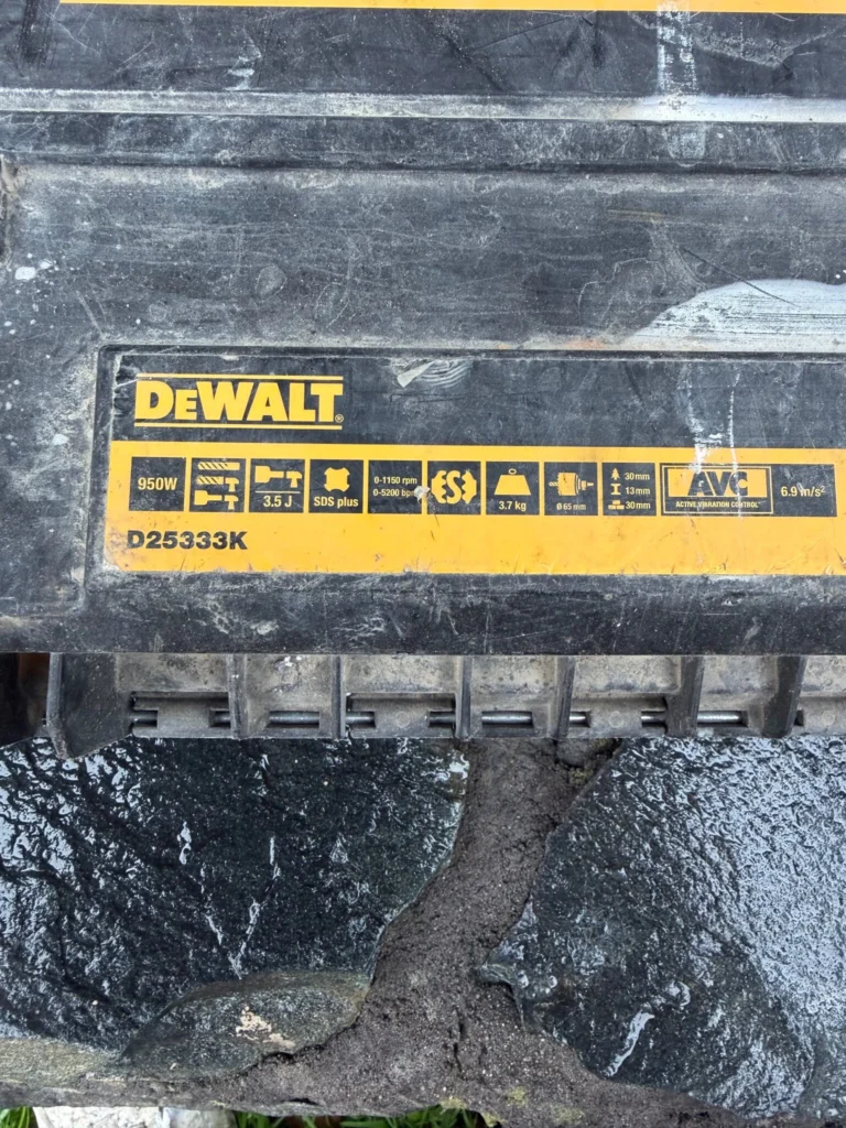 Młotowiertarka DEWALT D2533K