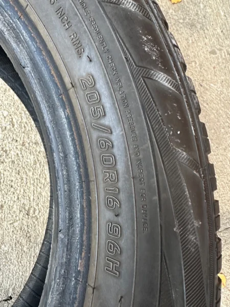 2x Falken 205/60R16, 2021r