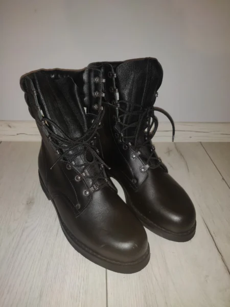 Buty wojskowe Desanty rozmiar 28 oryginał