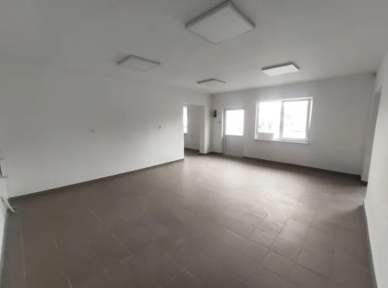 Lokal handlowo usługowy do wynajęcia Brzozów 105m2