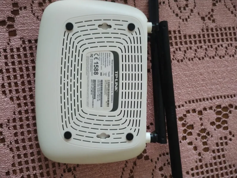 Router TP-LINK, używany bezprzewodowy 300Mb/sek
