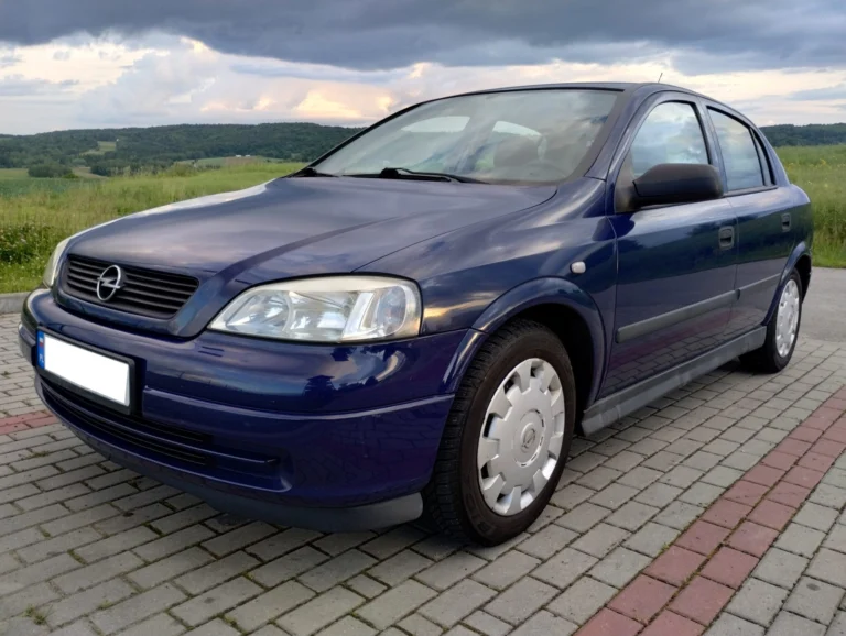 OPEL ASTRA CLASSIC 1.4 16v benzyna. Zadbany i ekonomiczny. Salon PL. Od właściciela.