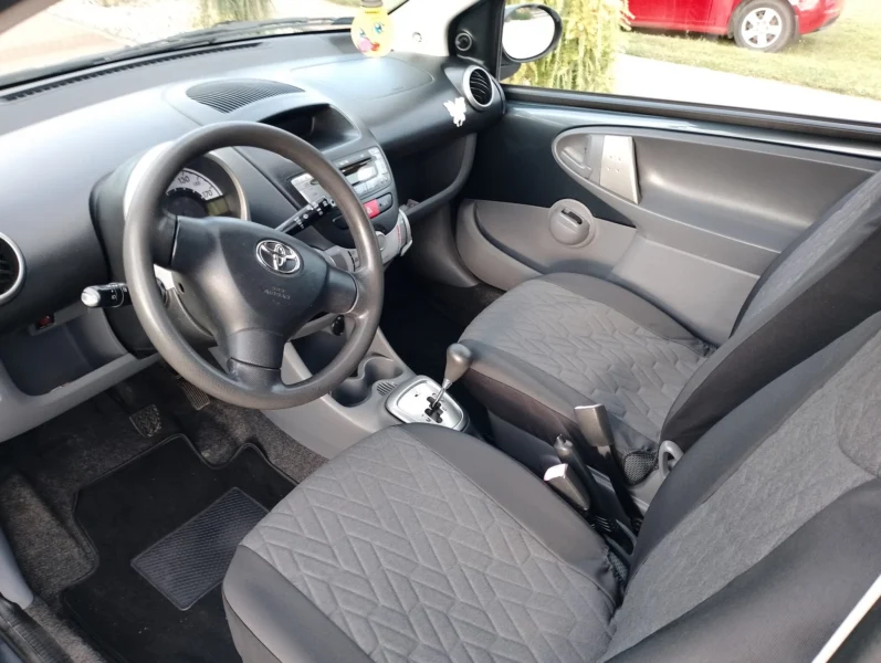 TOYOTA AYGO AUTOMAT
