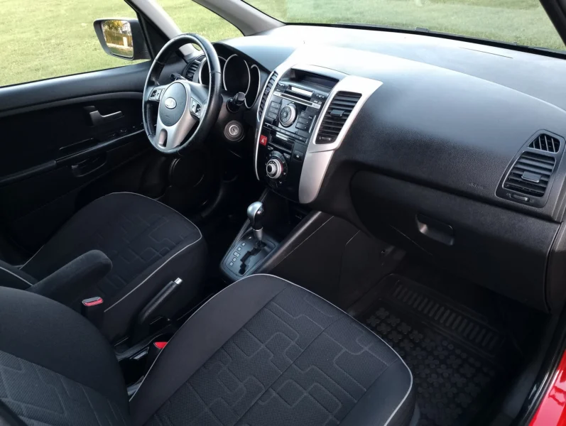 KIA VENGA AUTOMAT + GAZ