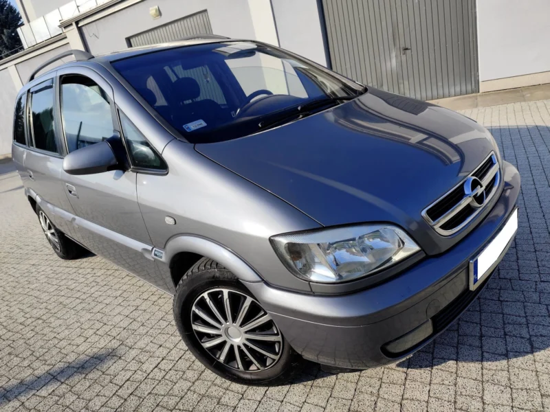 Opel Zafira 2.0 DTI 2004Rok 7 Osobowa