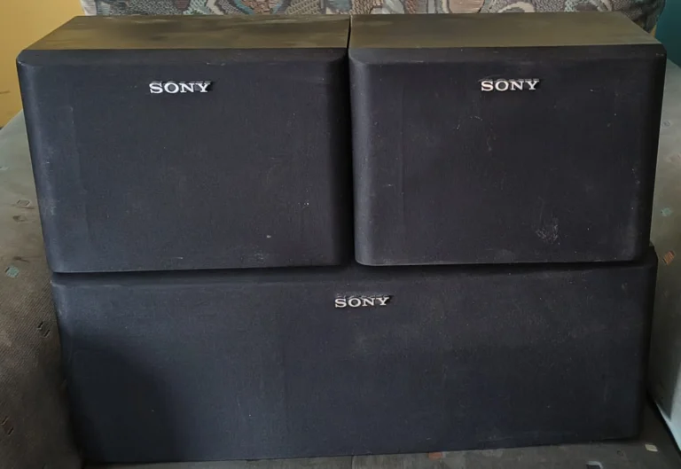 Kolumny centralny i satelitki SONY SS-CN10 + 2X SS-U10