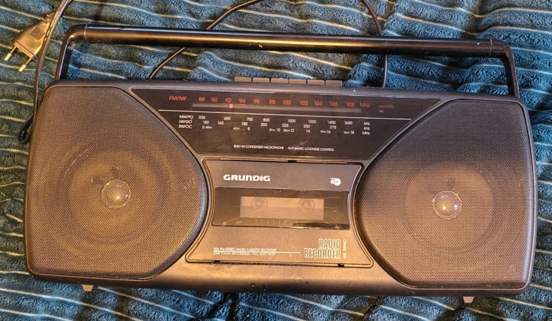 Radio GRUNDING