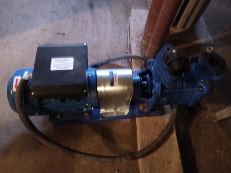 POMPA samozasysająca do wody na 220 V