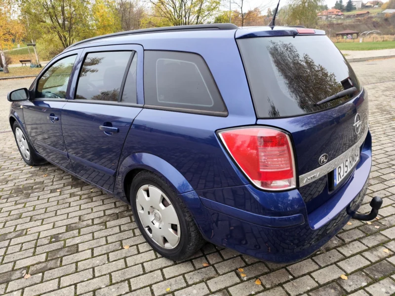 Opel Astra H 1.6 2004 Rok