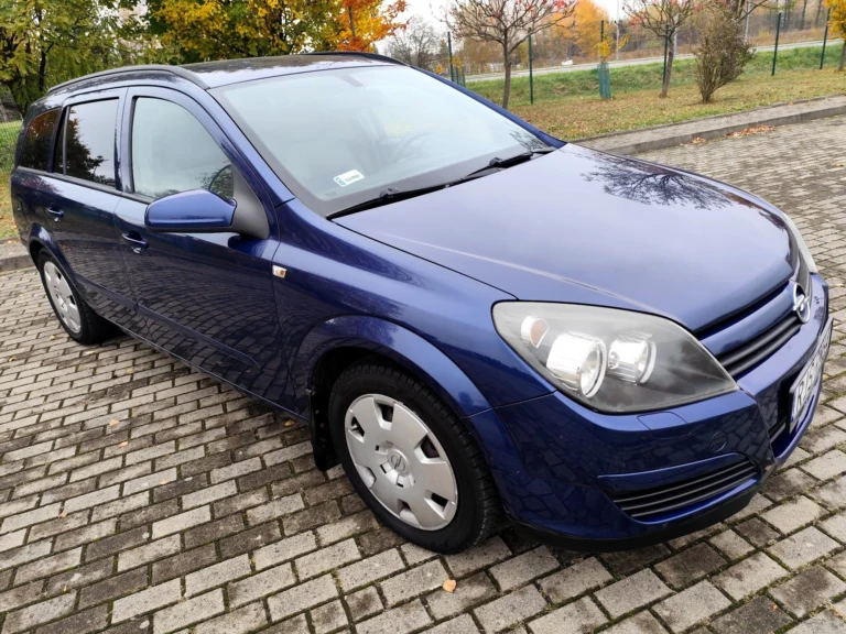 Opel Astra H 1.6 2004 Rok