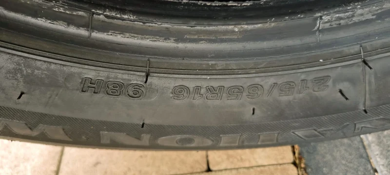 Opony zimowe 215/65R16 Firestone 4 szt. Cena 200 zł za komplet !