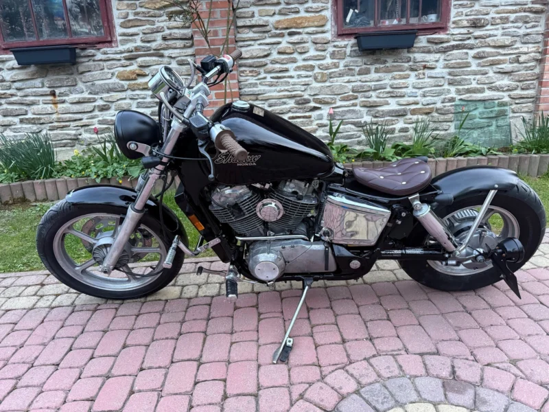 Honda Shadow VT 1100 BOBBER