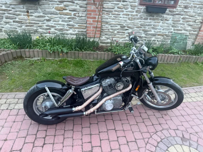 Honda Shadow VT 1100 BOBBER