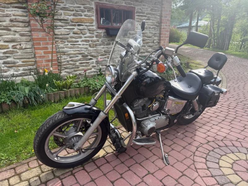 Honda Shadow VT1100
