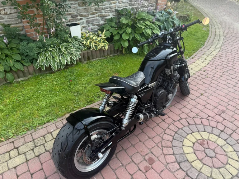 Yamaha FZX 750 CUSTOM
