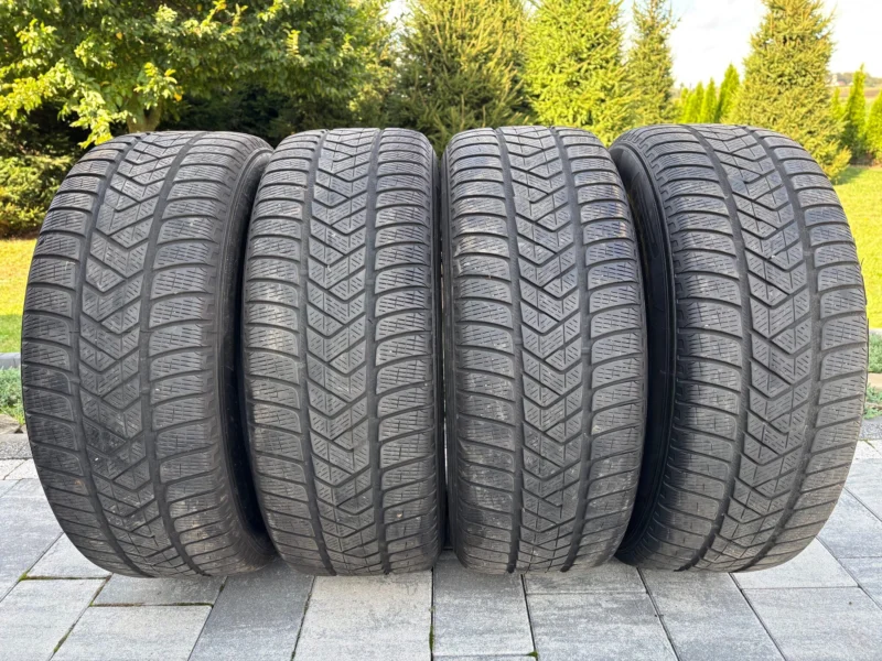 Opony zimowe 235/60 R18 Pirelli