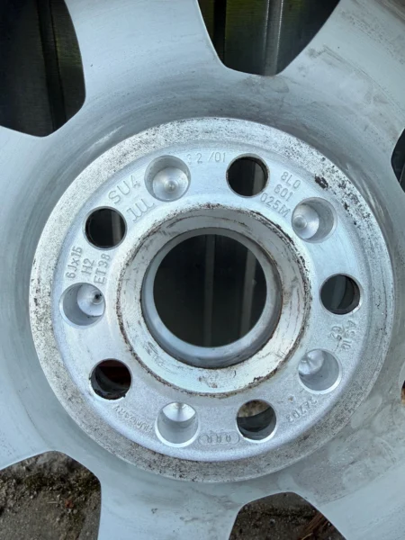 Felga aluminiowa Audi A3 – oryginalna, 1 sztuka