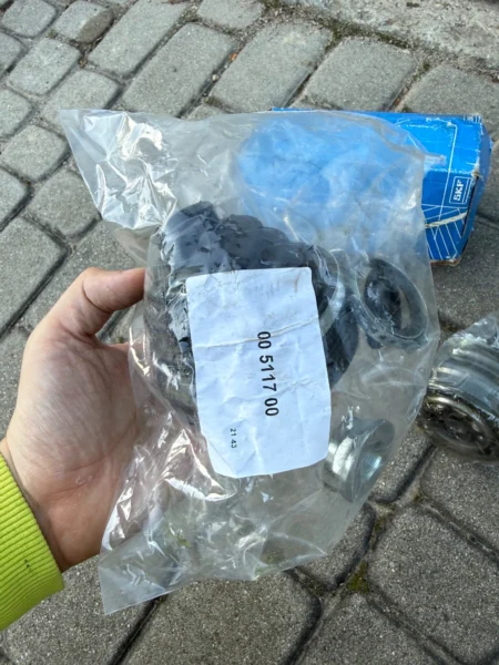 Przegub półosi przód SKF VKJA 3011