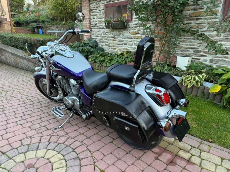 Honda Shadow VT750 C2