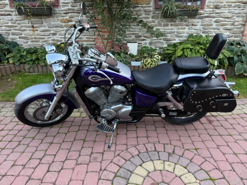Honda Shadow VT750 C2