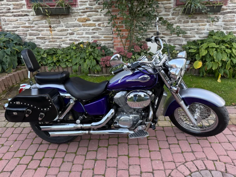 Honda Shadow VT750 C2