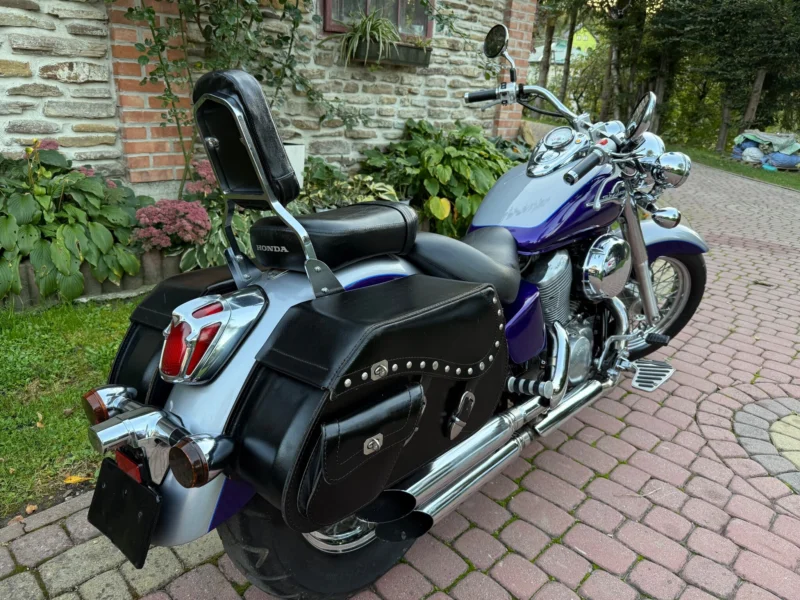 Honda Shadow VT750 C2