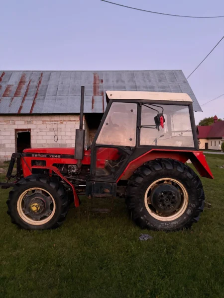 Zetor 7245 z tuzem po remoncie silnika