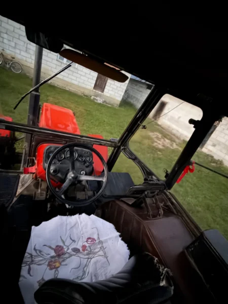 Zetor 7245 z tuzem po remoncie silnika