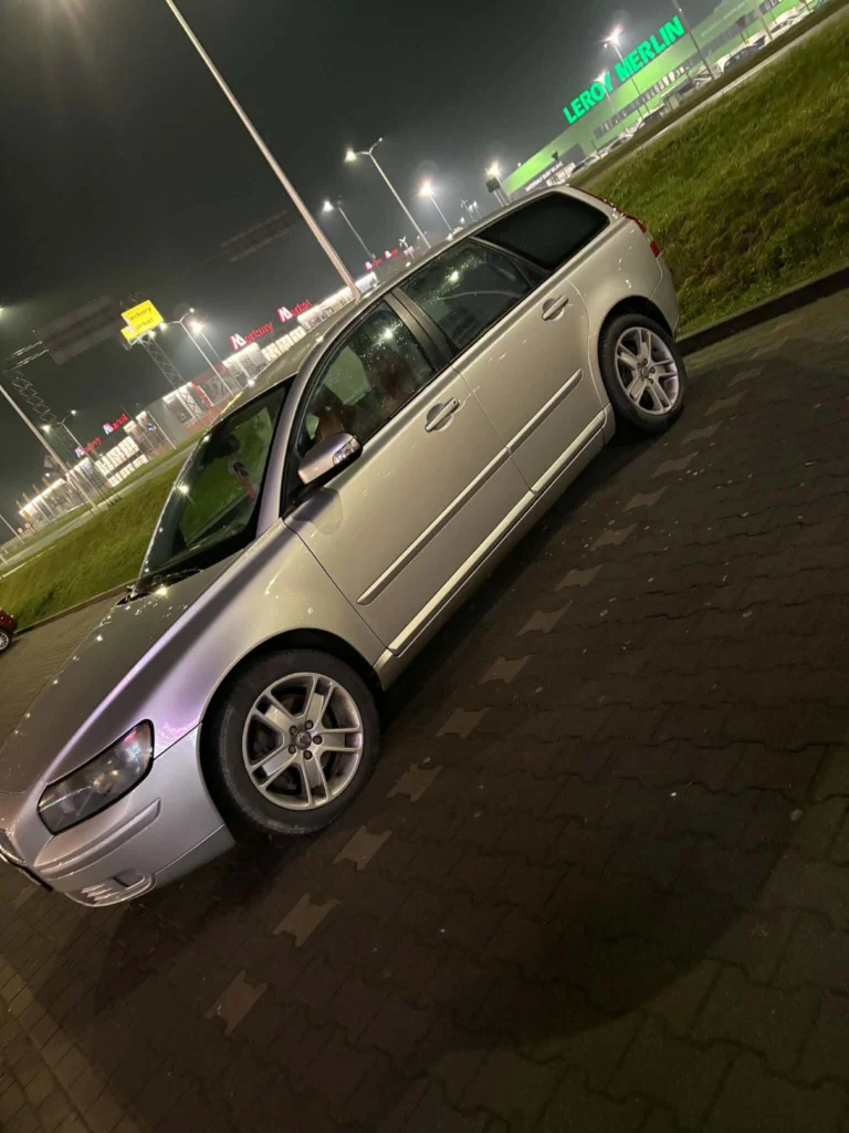 Volvo V50