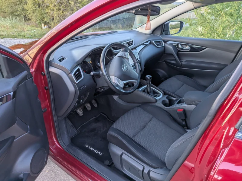 Nissan Qashqai 1.2 benzyna 115 km, 2016r niski przebieg 117 tys km