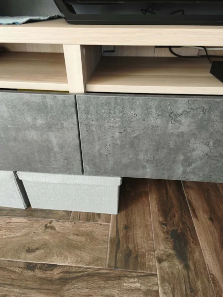Szafka RTV wisząca IKEA