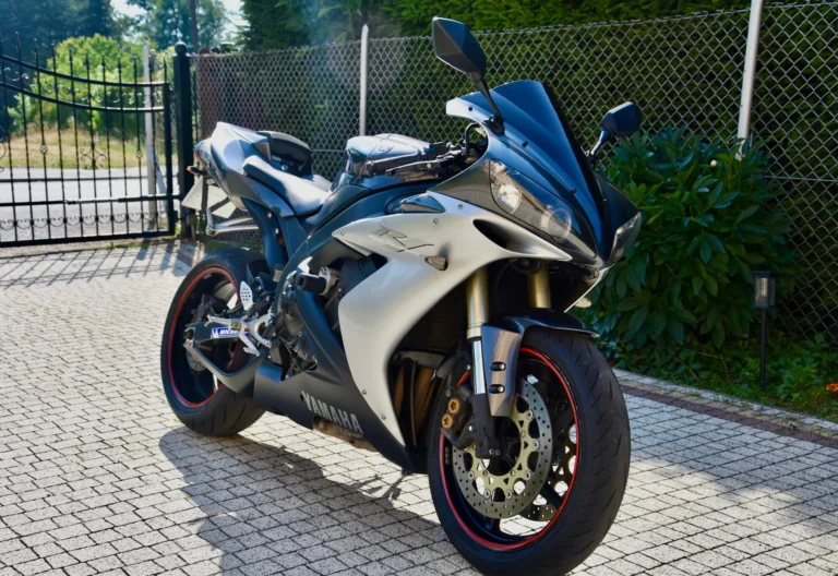 Yamaha R1 RN12 | Nowe magneto | Wydech Akrapovič | Zarejestrowana PL