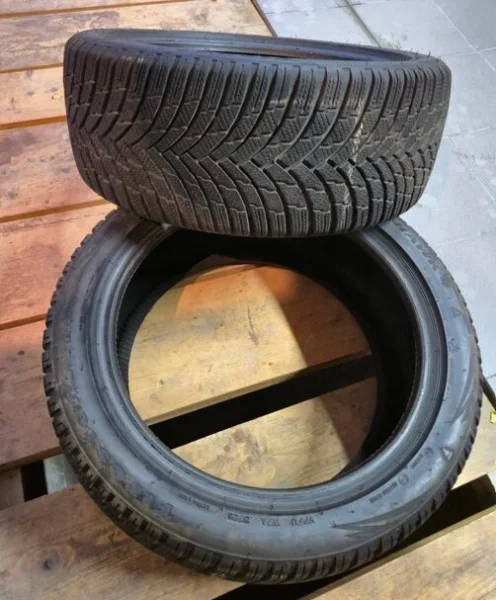 Opony zimowe Firestone 235/45R18 rant, extra load