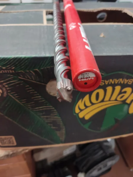Na sprzedaż nowe wiertła firmy Hilti