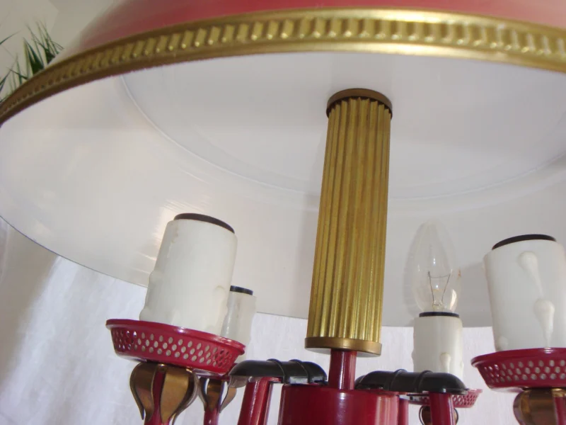 Lampa stołowa bordowa retro