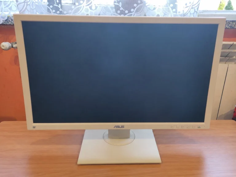 Monitor