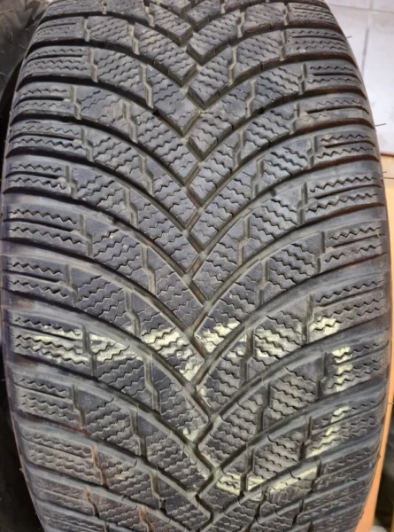 Opony zimowe Firestone 235/45R18 rant, extra load